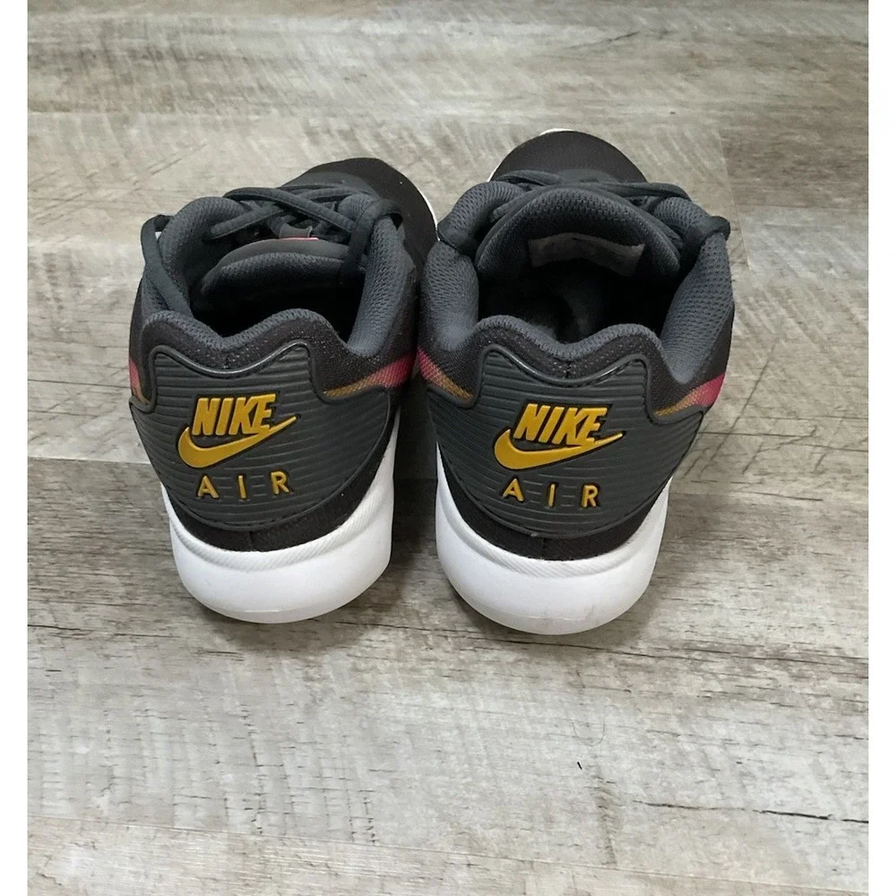 Nike Air Max Oketo Running Shoes Women's Size 6.5 CN2162 001 Retro Vintage Style